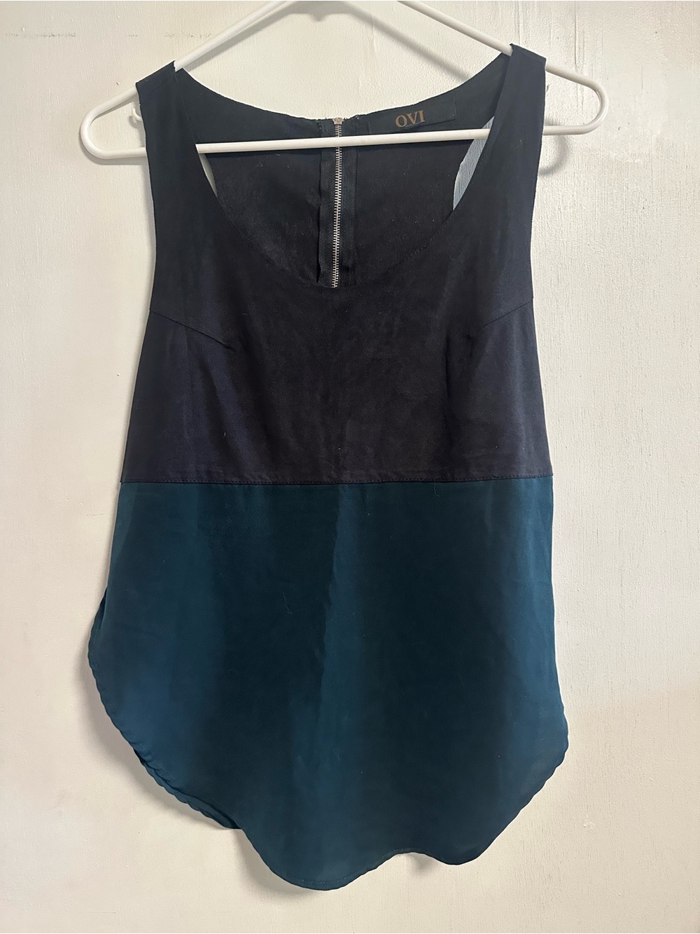 Ovi Black and Teal Colorblock Sleeveless Tank